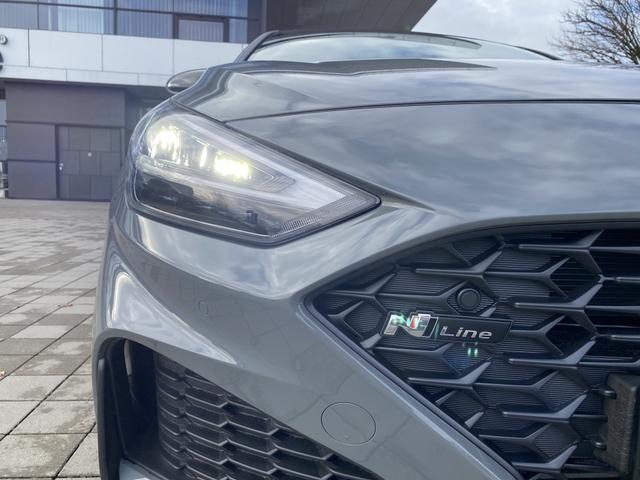 Hyundai i30 N Line Premium 1.5 T-GDI 48V-Mildhybrid 160 DCT VOLLAUSSTATTUNG! Navi, Pano, LED, DAB+, ACC uvm. (Vorlauf 01.08.2026) 