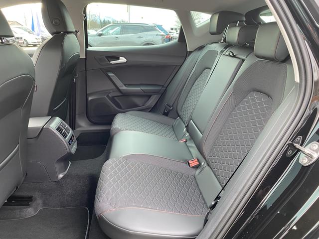 Seat Leon FR (D4) NEW 1.5 eTSI ACT DSG 150 NAV, LED, DAB+, PDC, CAM uvm. (Vorlauf 30.08.2025) 