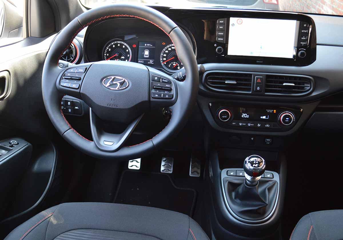 Hyundai i10 Interieur Lenkrad 