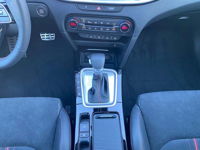 Ceed GT (D4) VOLLAUSSTATTUNG! 1.6 T-GDi 204 GPF 7DCT PANO, NAVI, JBL, LED, DAB+, UVM. (Vorlauf 30.07.2025) 