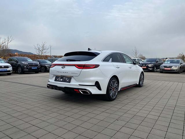 Kia ProCeed GT 1.6 T-GDi 204 GPF 7DCT PANO, NAVI, JBL, LED, DAB+