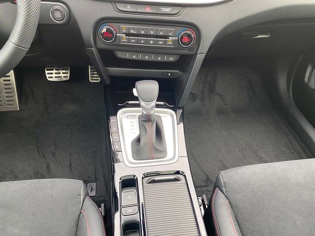 Kia ProCeed GT 1.6 T-GDi 204 GPF 7DCT PANO, NAVI, JBL, LED, DAB+
