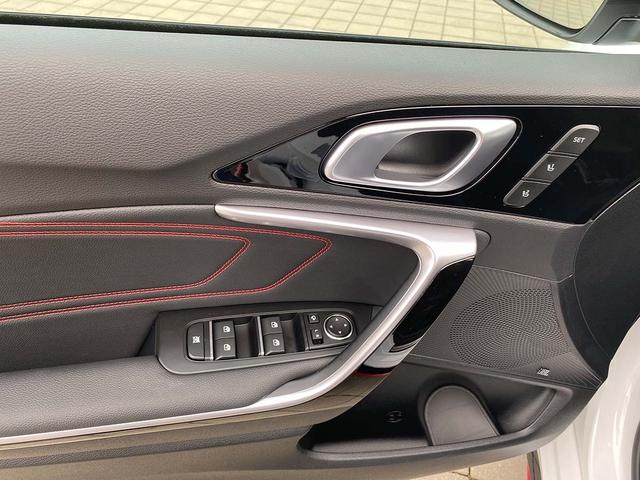 Kia ProCeed GT 1.6 T-GDi 204 GPF 7DCT PANO, NAVI, JBL, LED, DAB+
