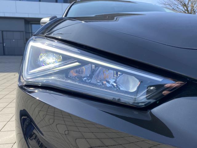 Seat Leon Sportstourer ST FR 2021 NEW 1.5 TSI ACT 150 Exterieur Scheinwerfer