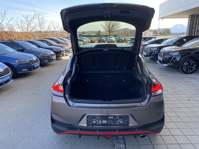 Hyundai i30 Fastback N Line Premium 1.5 T-GDI 48V-Mildhybrid Kofferraum 