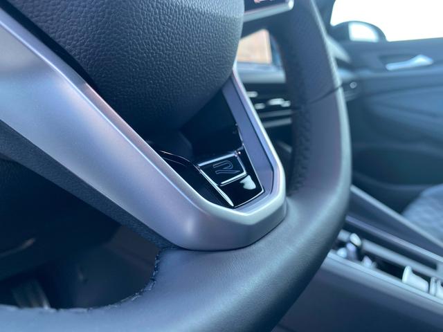 Volkswagen Golf R-Line (D4) 1.5 eTSI 150 7-G DSG, NAVI, LED-Plus, VIRTUAL, CAM, WINTER, 18", UVM. (Vorlauf 29.09.2024) 