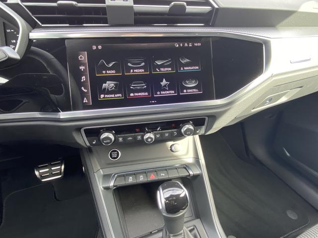  Audi Q3 advanced (D8) 35 TFSI S tronic S Line Interieur 