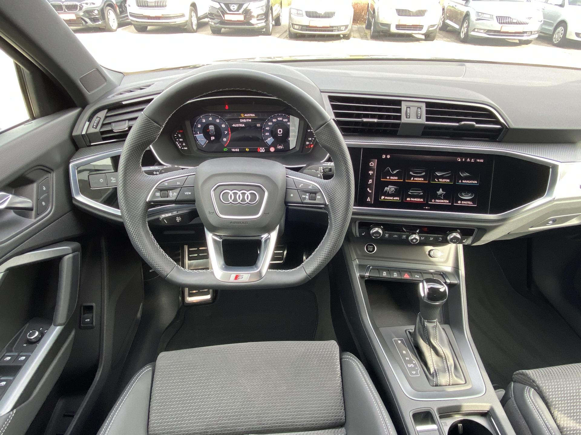 Audi Q3 40TFSI Aut. quattro * S line*Virtual/Navi/LED en DE-71332  Waiblingen Alemania