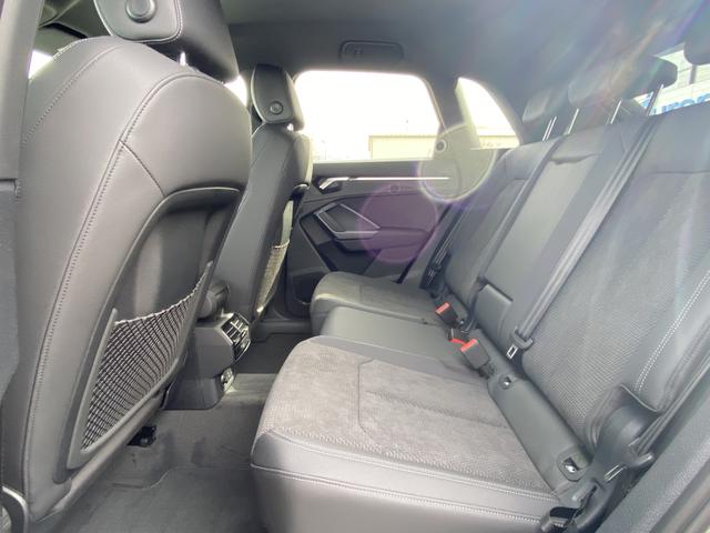  Audi Q3 advanced (D8) 35 TFSI S tronic S Line Interieur