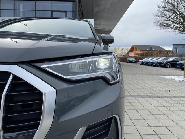  Audi Q3 advanced (D8) 35 TFSI S tronic S-LINE Exterieur Scheinwerfer