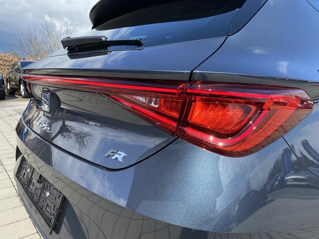 Seat Leon FR NEW 1.5 TSI ACT 150 Scheinwerfer