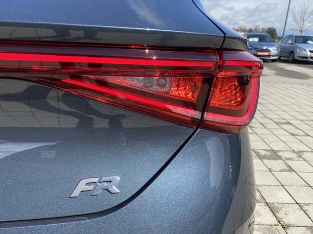 Seat Leon FR NEW 1.5 TSI ACT 150 Scheinwerfer