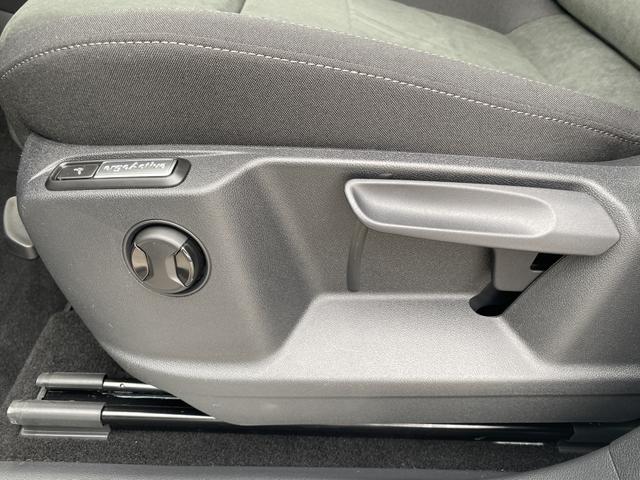VW Tiguan Elegance 1.5 TSI EVO Innenraum 