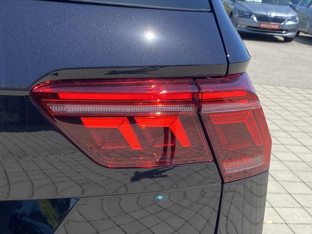 VW Tiguan Elegance 1.5 TSI EVO 150 DSG Scheinwerfer 