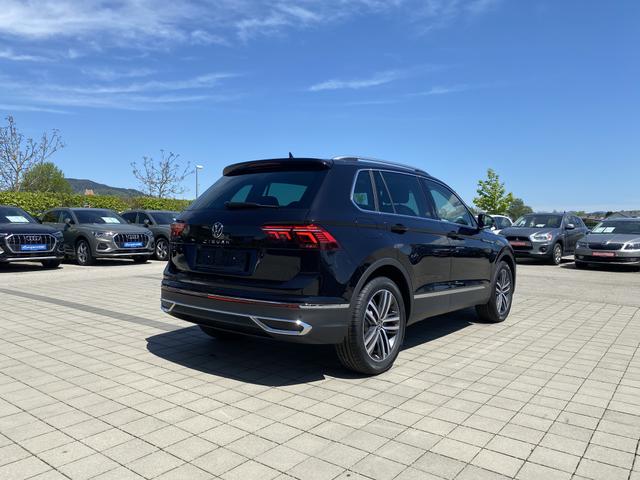VW Tiguan Elegance 1.5 TSI EVO 150 DSG hinten