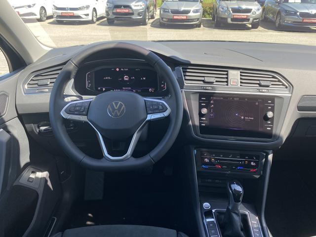VW Tiguan Elegance 1.5 TSI EVO 150 DSG Innenraum Highlights Lenkrad, Multimedia 