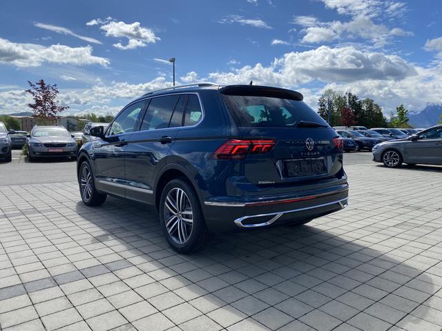 VW Tiguan Elegance 1.5 TSI EVO 150 DSG hinten