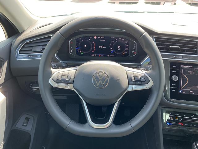 VW Tiguan Elegance 1.5 TSI EVO 150 DSG Innenraum Lenkrad
