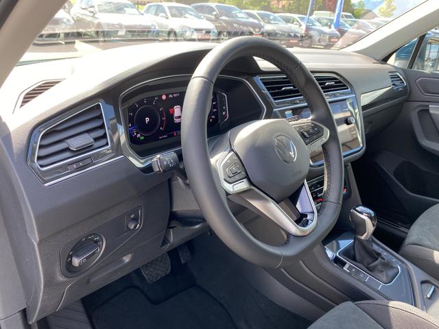 VW Tiguan Elegance 1.5 TSI EVO 150 DSG Innenraum Lenkrad