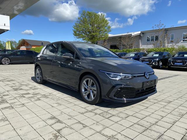 Volkswagen Golf - R-Line (D8) 1.5 eTSI 150 7-G DSG NAVI,LED-PLUS,FAP PLUS,VIRTUAL,KAM,WINTER,UVM. (Vorlauf 11.10.2025)
