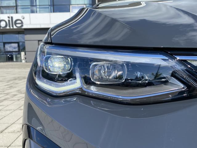  VW Golf 8 R-Line (D4) 1.5 eTSI Scheinwerfwr 