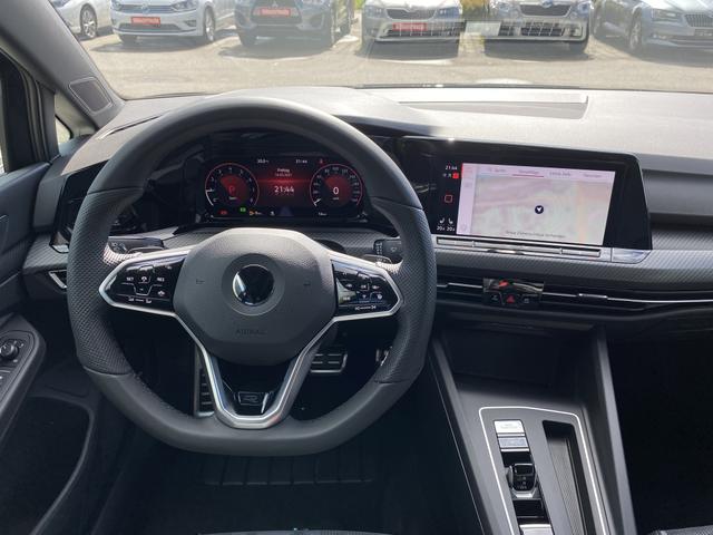  VW Golf 8 R-Line (D4) 1.5 eTSI Innenraum Highlights Lenkrad 