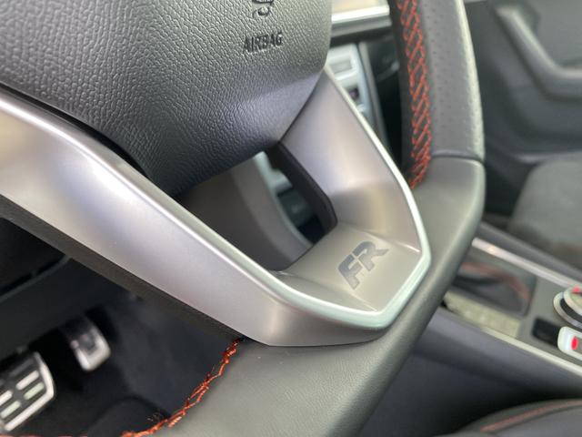 Seat Ateca FR 1.5 TSI Innenraum Highlights Lenkrad