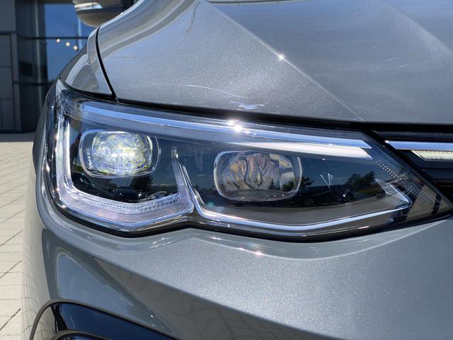 VW Golf 8 R-Line (D4) 1.5 eTSI 150 7-G DSG Schinwerfer 
