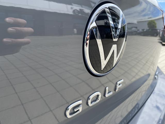 Volkswagen Golf R-Line (D8) 1.5 eTSI 150 7-G DSG NAVI,LED-PLUS,FAP PLUS,VIRTUAL,KAM,WINTER,UVM. (Vorlauf 17.05.2026) 