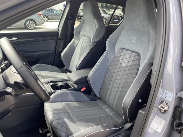 Volkswagen Golf R-Line (D8) 1.5 eTSI 150 7-G DSG NAVI,LED-PLUS,FAP PLUS,VIRTUAL,KAM,WINTER,UVM. (Vorlauf 17.05.2026) 