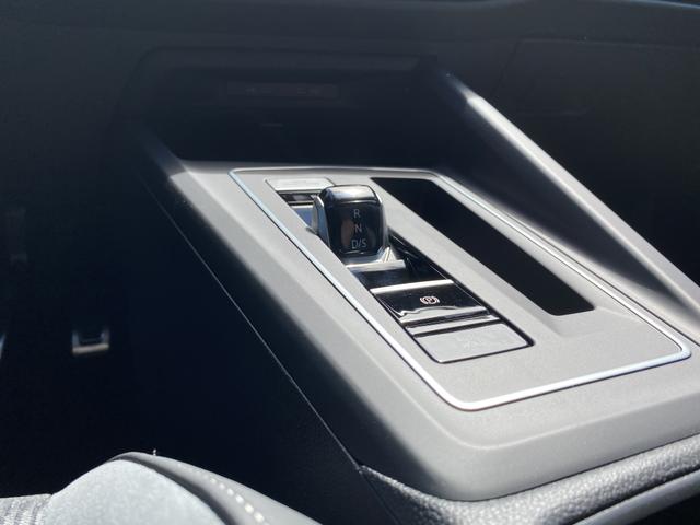 Volkswagen Golf R-Line (D8) 1.5 eTSI 150 7-G DSG NAVI,LED-PLUS,FAP PLUS,VIRTUAL,KAM,WINTER,UVM. (Vorlauf 17.05.2026) 
