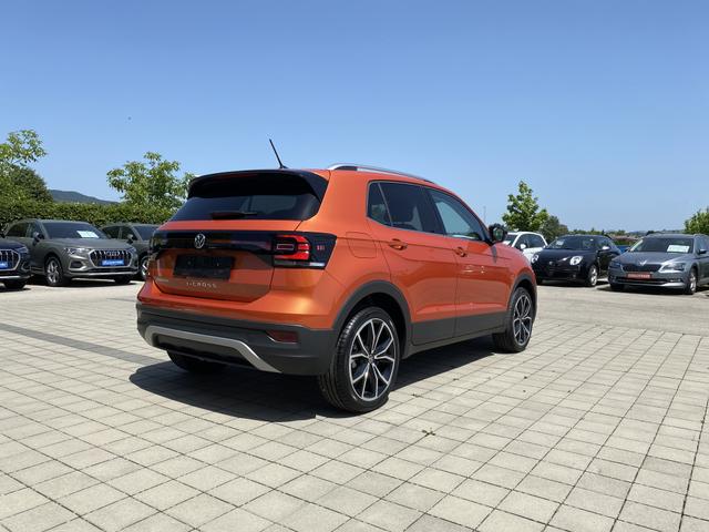 VW T-Cross Style Design 1.0 TSI hinten