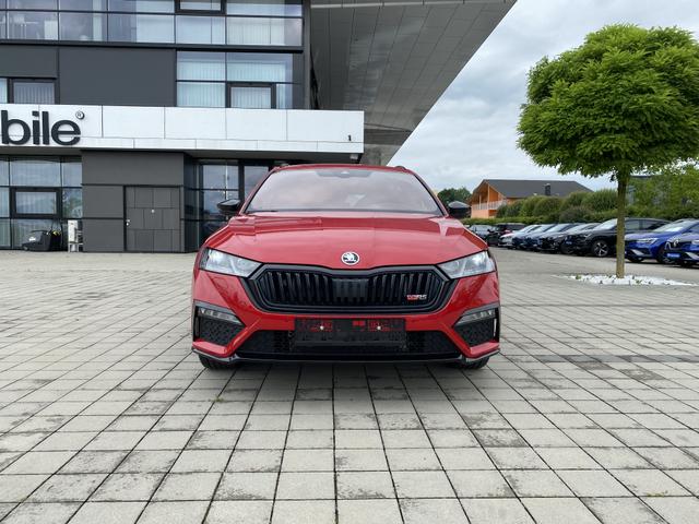 Skoda Octavia Combi RS iV vorne 