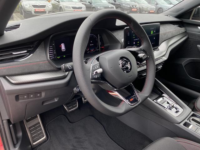 Skoda Octavia Combi RS iV Lenkrad