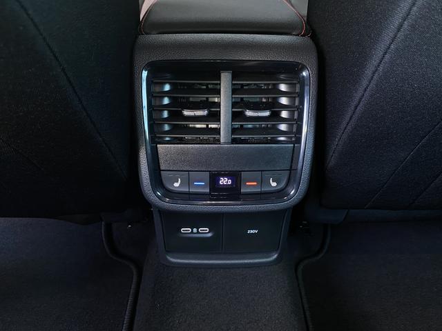 Skoda Octavia Combi RS iV Innenraum Highlights 