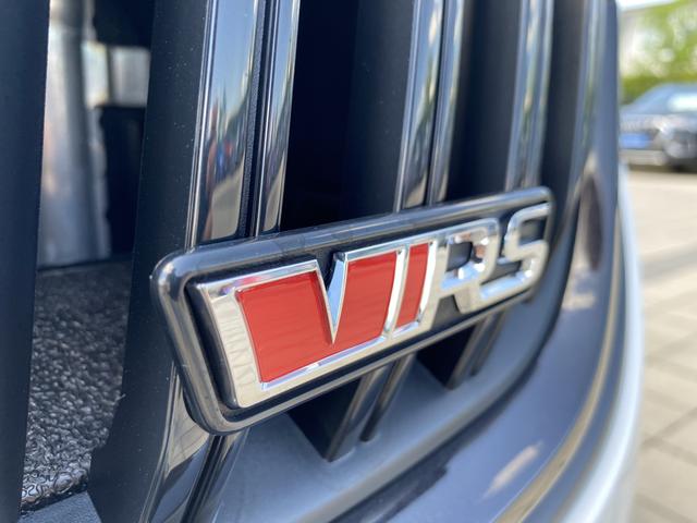 Skoda Octavia Combi RS iV RS Emblem Autogrill 