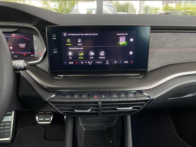 Skoda Octavia Combi RS iV Multimedia Navi 
