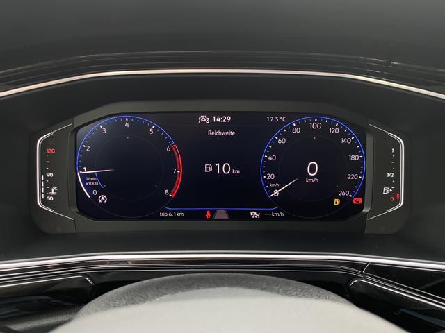VW T-Cross Style Design Digitales Cockpit