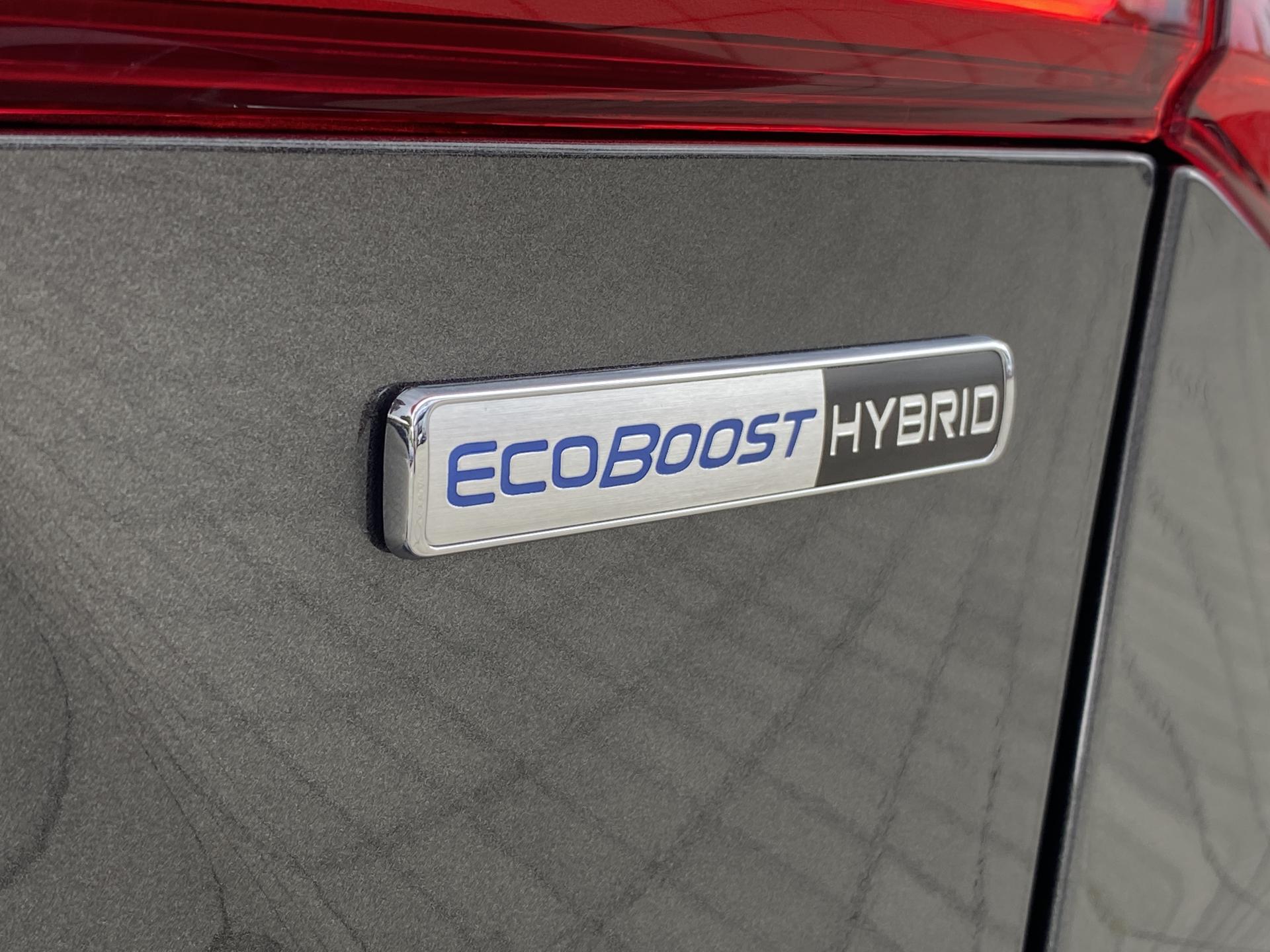 Ford Focus ST-LINE X EcoBoost Hybrid