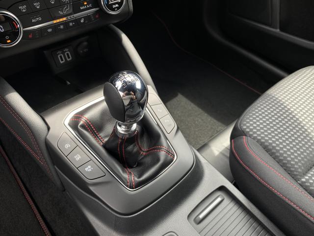 Ford Focus ST-LINE X Schaltgetriebe