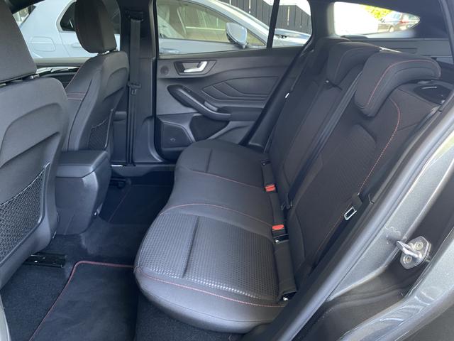 Ford Focus Turnier ST-LINE X Rücksitzbank