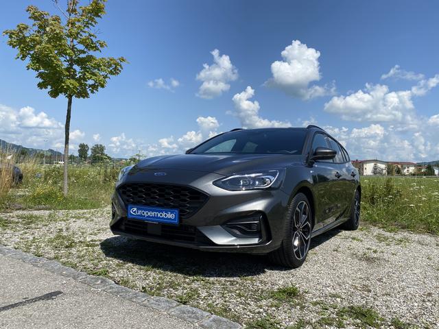 Ford Focus Turnier vorne