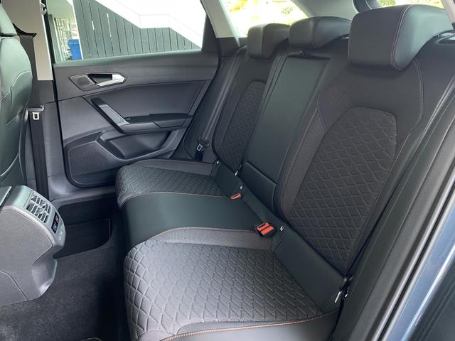 Seat Leon Sportstourer ST FR 1.5 eTSI Rücksitzbank 