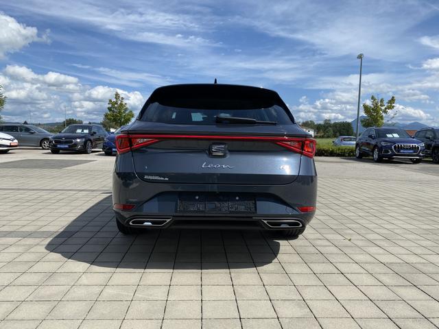 Seat Leon Sportstourer ST FR 1.5 eTSI hinten 