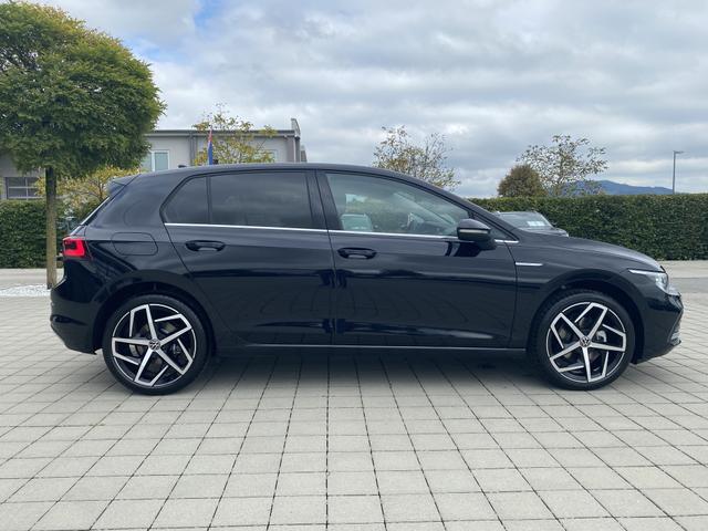  VW Golf 8 Style Beifahrerseite 