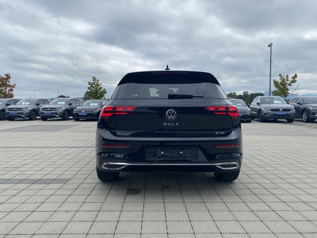  VW Golf 8 Style 1.5 eTSI OPF 150 DSG hinten 