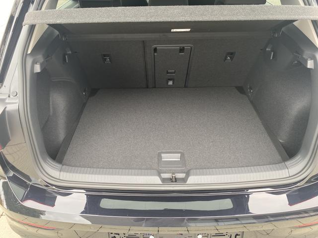  VW Golf 8 Style Kofferraum