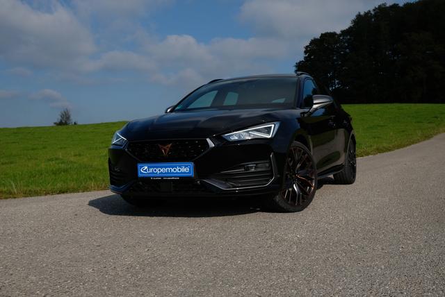 Cupra Leon Sportstourer VZ 1.4 e-Hybrid vorne rechts 