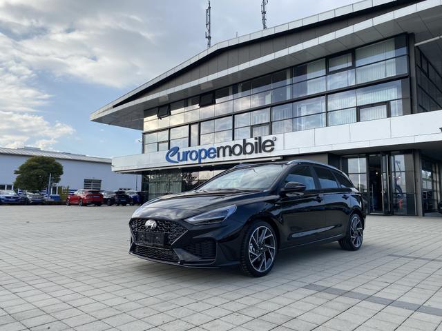 Hyundai i30 Kombi vorne