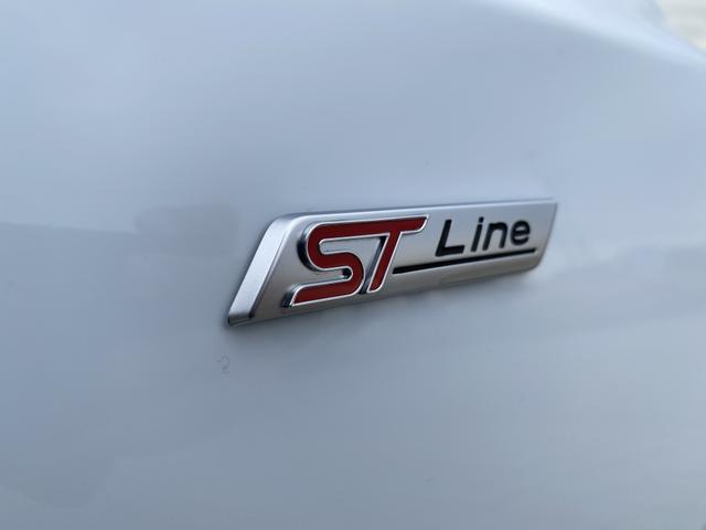 Emblem ST-LINE Ford Focus Turnier